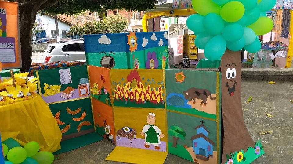FEIRA LITERARIA